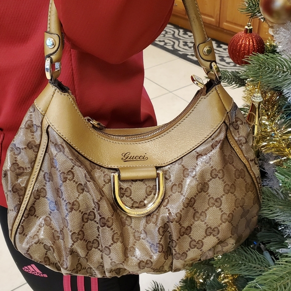 Gucci Handbag - Picture 4 of 5